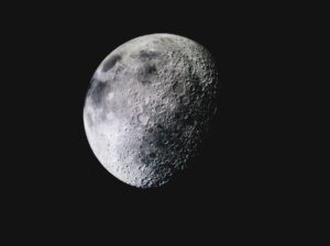 Moon base objectives